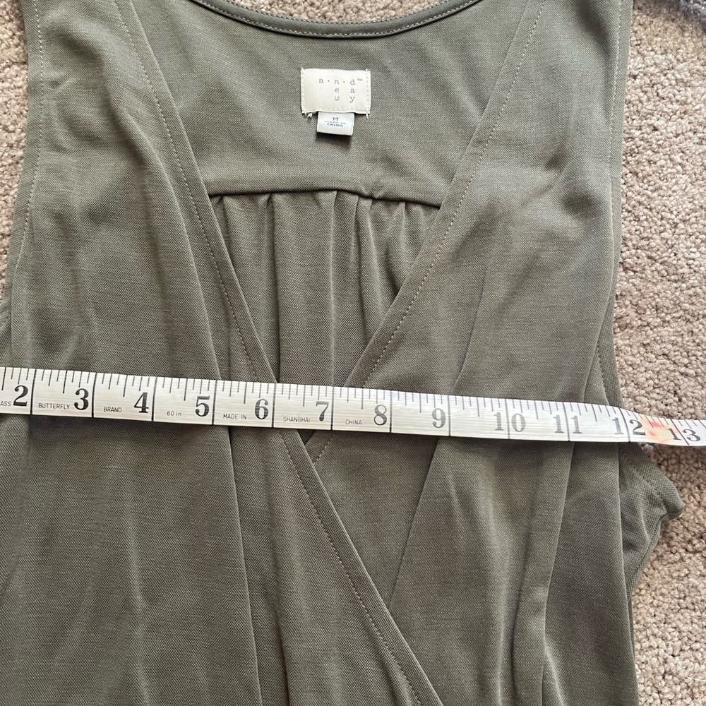 A new day wrap around dress - Picture 3 of 4